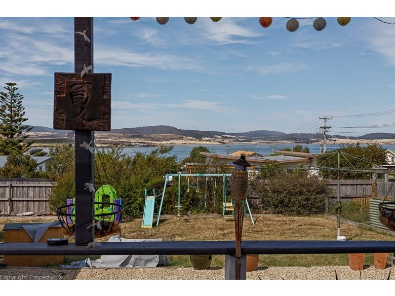 19 First Avenue, Midway Point TAS 7171