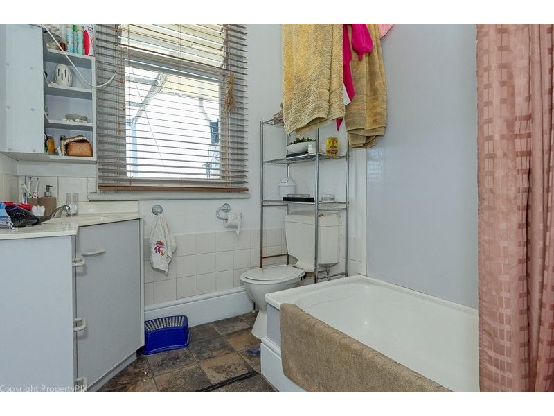 19 First Avenue, Midway Point TAS 7171