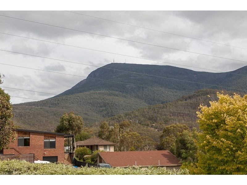 12 Castlereagh Court, Lenah Valley TAS 7008