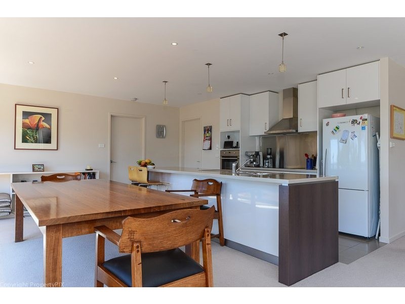 1 Gourlay Street, Blackmans Bay TAS 7052