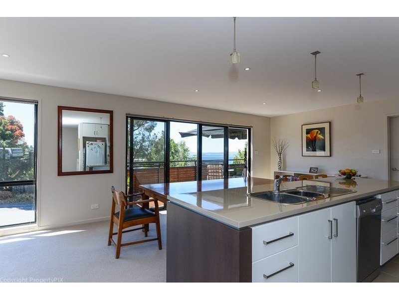 1 Gourlay Street, Blackmans Bay TAS 7052
