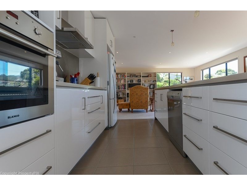 1 Gourlay Street, Blackmans Bay TAS 7052