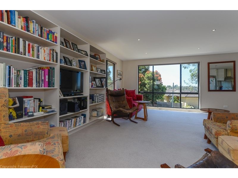 1 Gourlay Street, Blackmans Bay TAS 7052