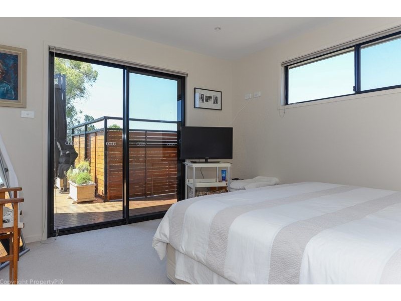 1 Gourlay Street, Blackmans Bay TAS 7052