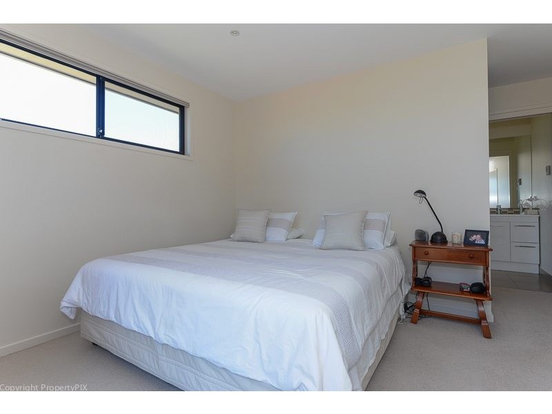 1 Gourlay Street, Blackmans Bay TAS 7052