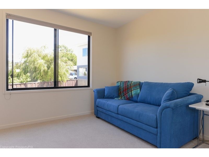 1 Gourlay Street, Blackmans Bay TAS 7052