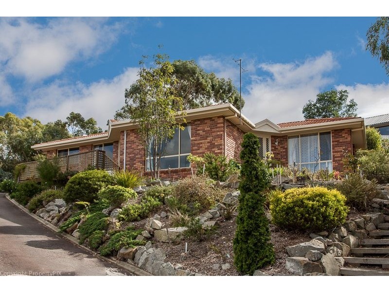 3 Coolac Court, Lindisfarne TAS 7015