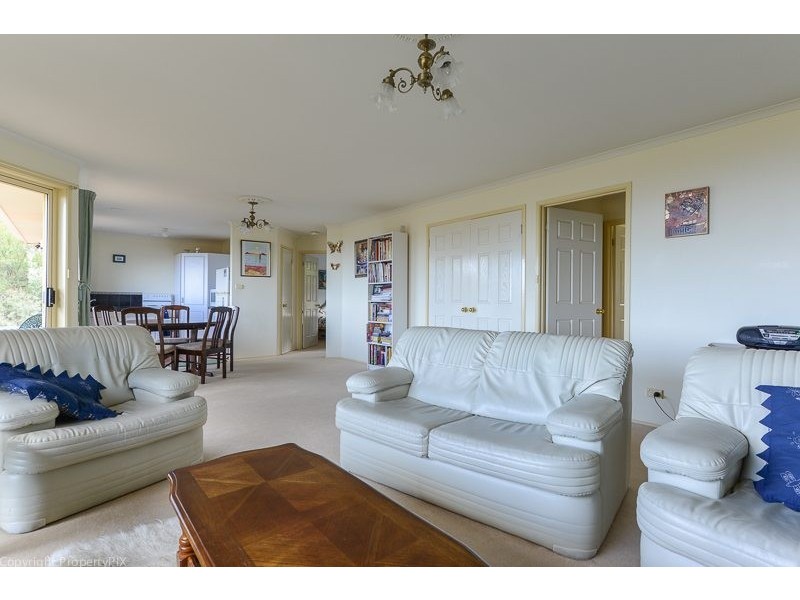 3 Coolac Court, Lindisfarne TAS 7015