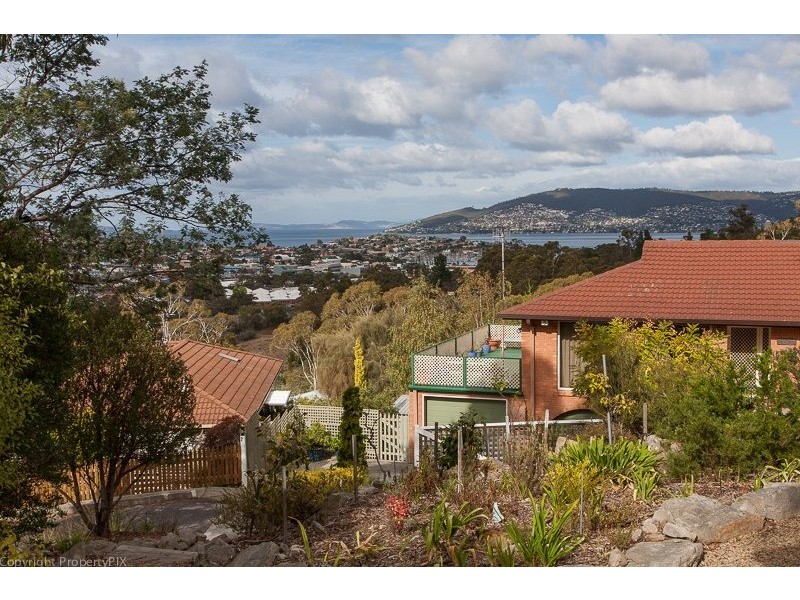 3 Coolac Court, Lindisfarne TAS 7015