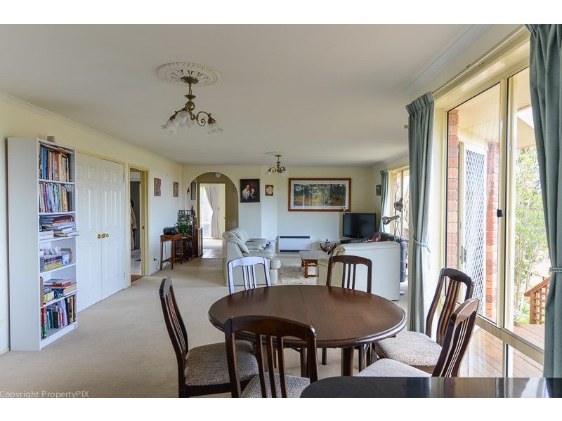 3 Coolac Court, Lindisfarne TAS 7015