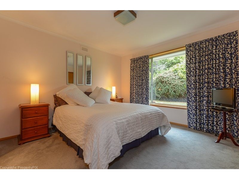 64 Lindhill Avenue, Geilston Bay TAS 7015