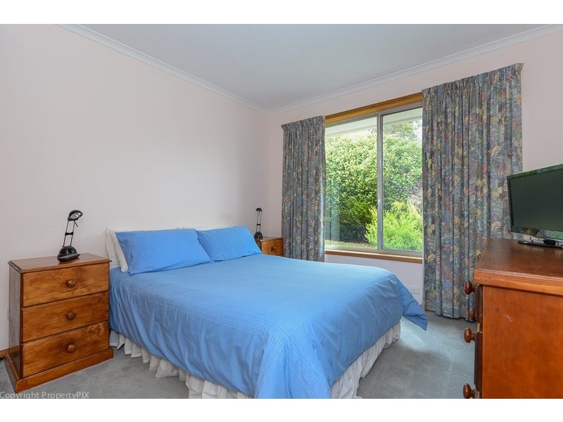 64 Lindhill Avenue, Geilston Bay TAS 7015
