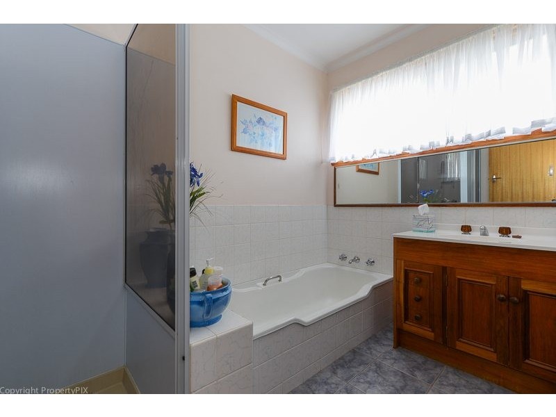 64 Lindhill Avenue, Geilston Bay TAS 7015
