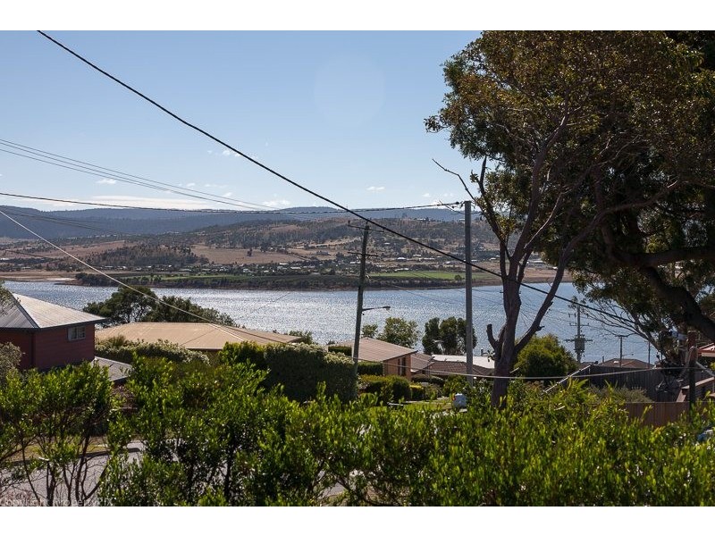 27 Bay Road, Midway Point TAS 7171