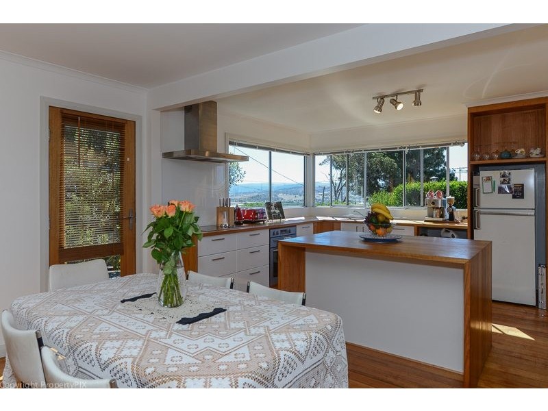 27 Bay Road, Midway Point TAS 7171