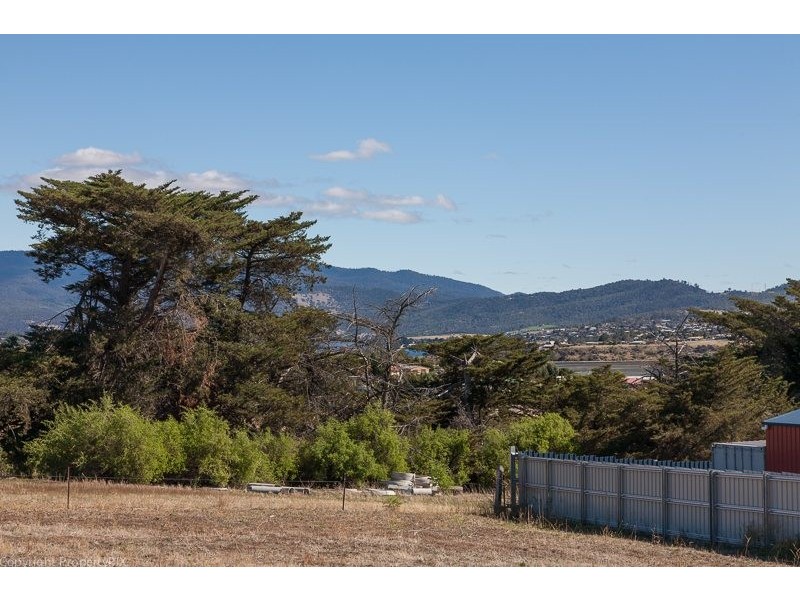 9 Lewis Court, Old Beach TAS 7017