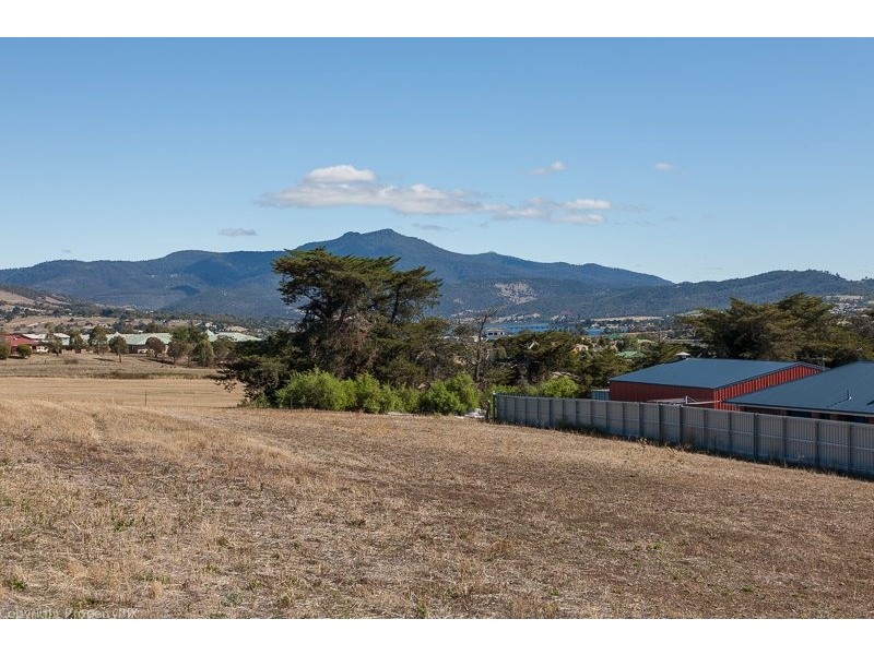 9 Lewis Court, Old Beach TAS 7017