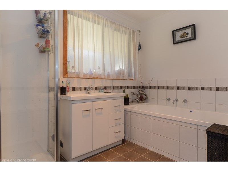 132 Branscombe Rd, Claremont TAS 7011