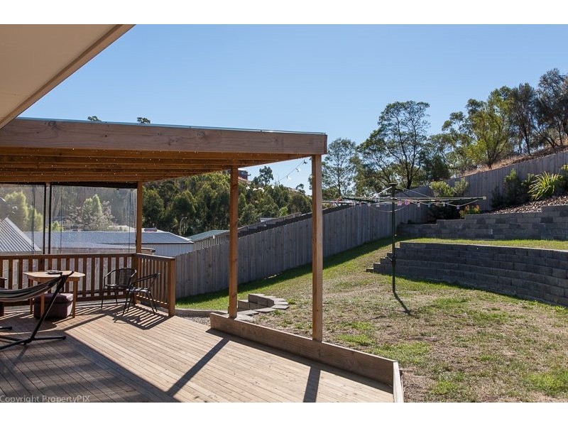 132 Branscombe Rd, Claremont TAS 7011