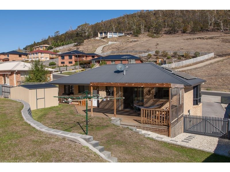 132 Branscombe Rd, Claremont TAS 7011