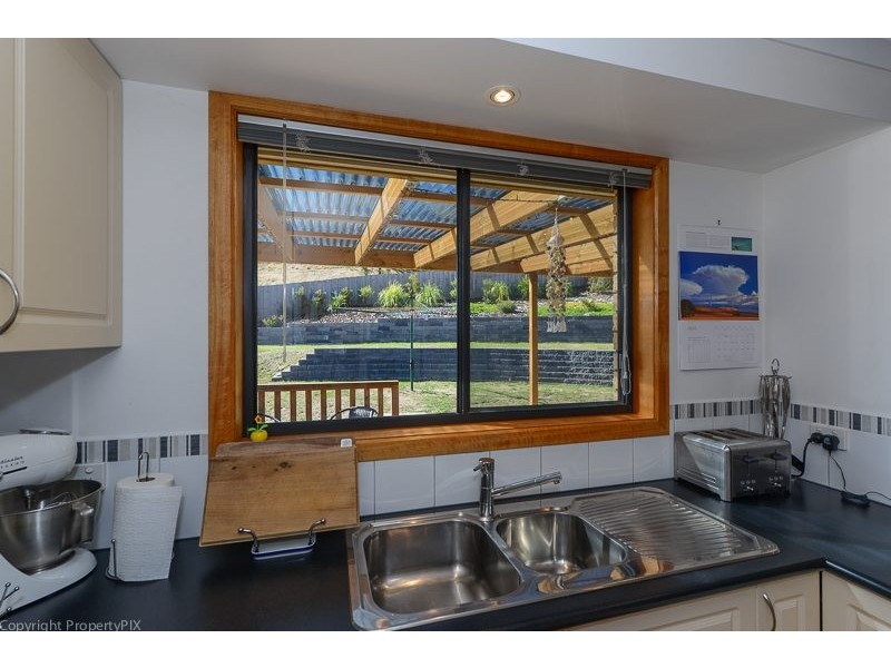 132 Branscombe Rd, Claremont TAS 7011