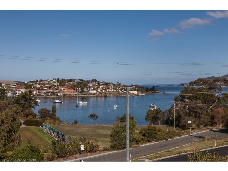 49 Bastick Street, Rosny TAS 7018