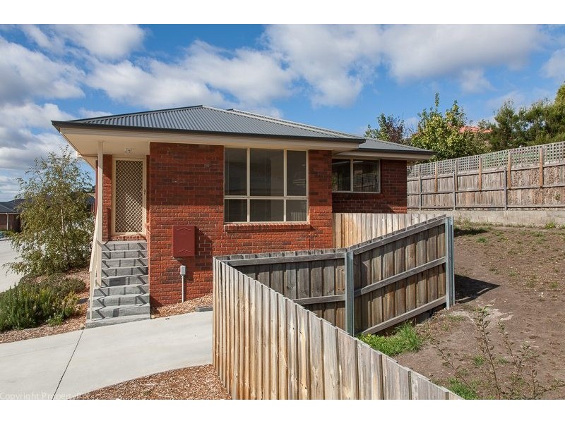 21/3 Russell Road, Claremont TAS 7011