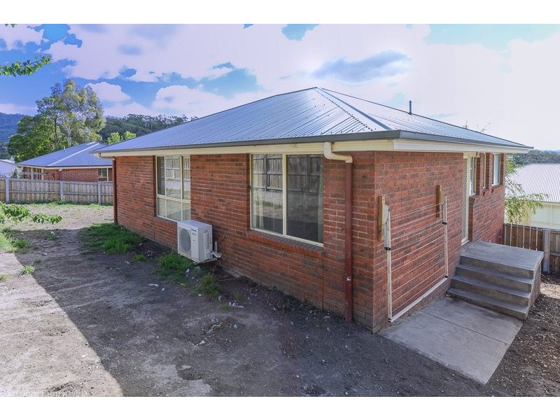 21/3 Russell Road, Claremont TAS 7011