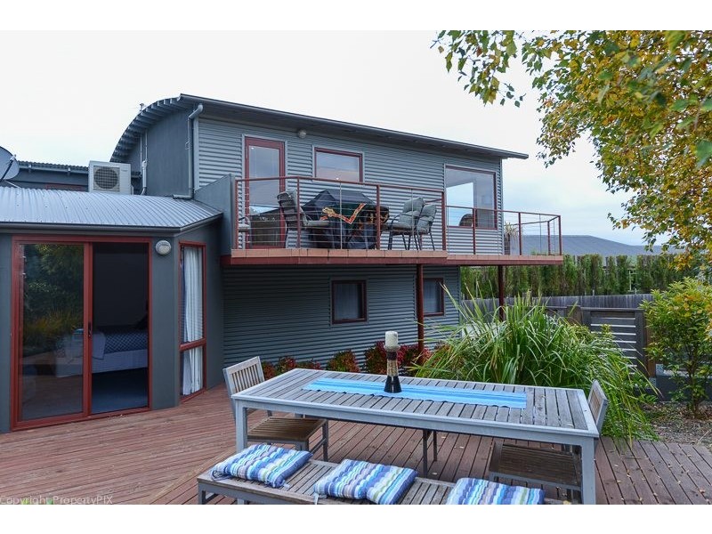2/60 Pindos Drive, Tranmere TAS 7018
