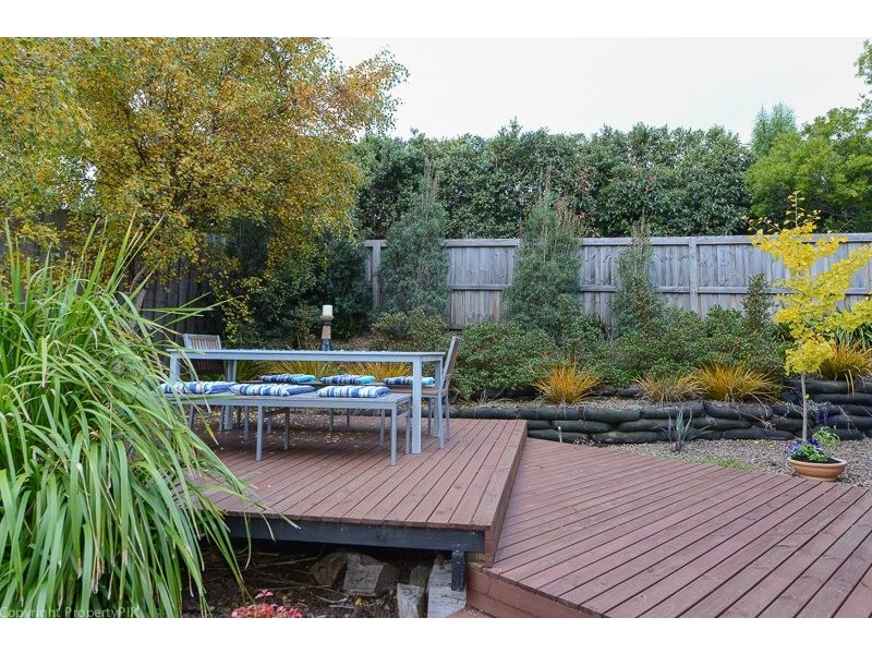 2/60 Pindos Drive, Tranmere TAS 7018