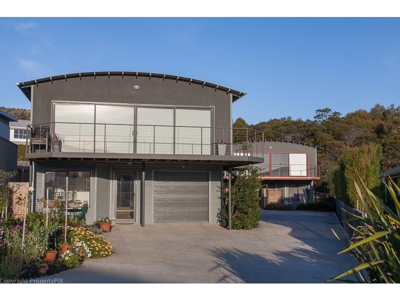 2/60 Pindos Drive, Tranmere TAS 7018