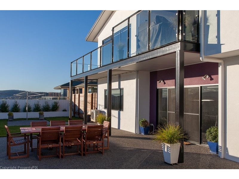 949 Oceana Drive, Tranmere TAS 7018