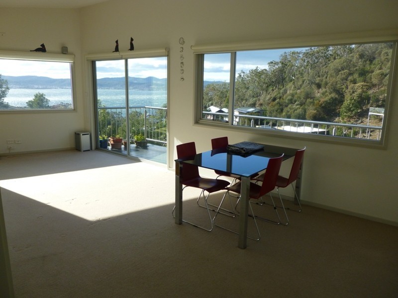1/31 Gardenia Grove, Sandy Bay TAS 7005