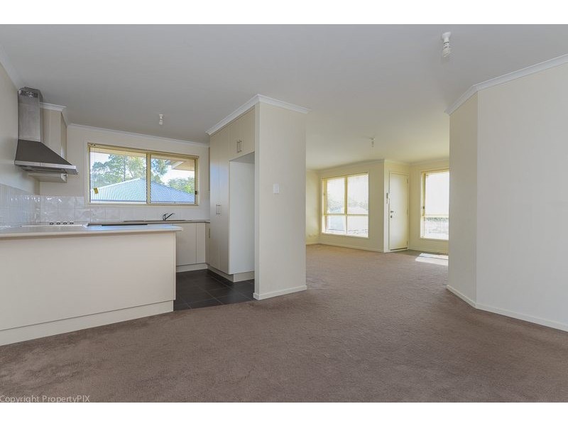 21/3 Russell Road, Claremont TAS 7011