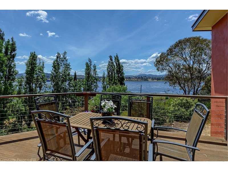 3 George Street, Granton TAS 7030