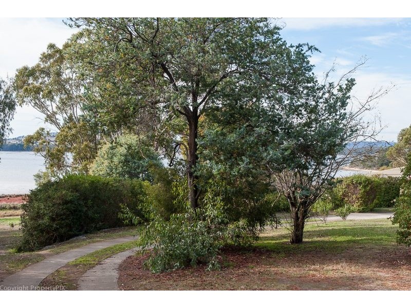 95 Clifton Beach Road, Clifton Beach TAS 7020