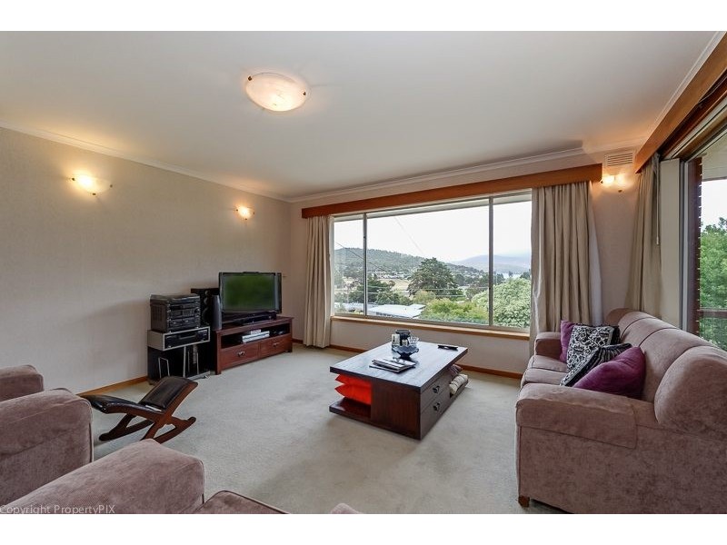 20 Clinton Road, Geilston Bay TAS 7015