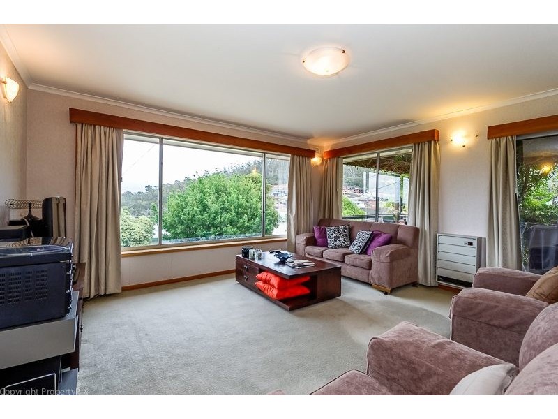 20 Clinton Road, Geilston Bay TAS 7015