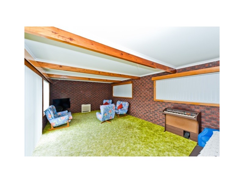 3 Coolangatta St, Lindisfarne TAS 7015