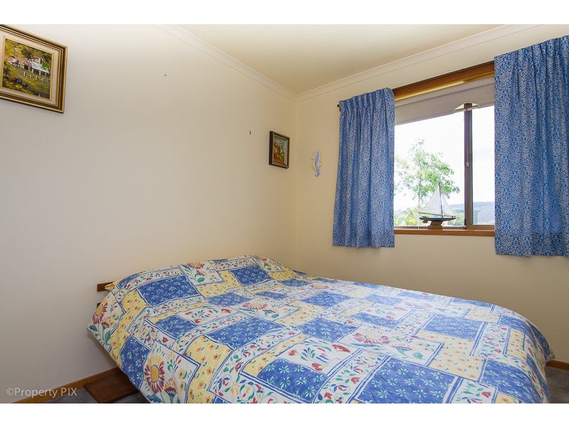 18 Sophia Street, Kingston TAS 7050