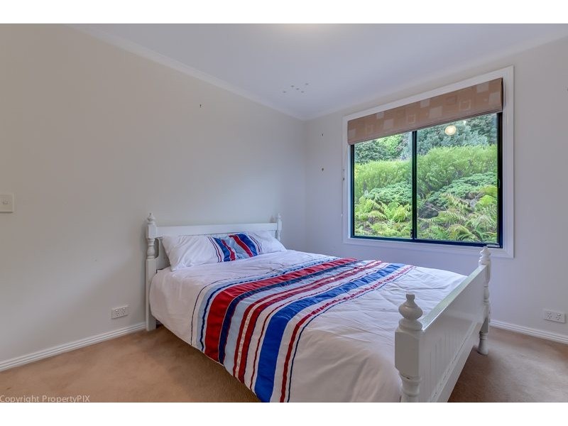 35 Wassell Place, Lindisfarne TAS 7015