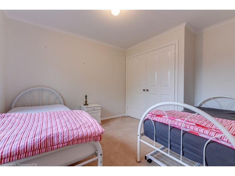 35 Wassell Place, Lindisfarne TAS 7015