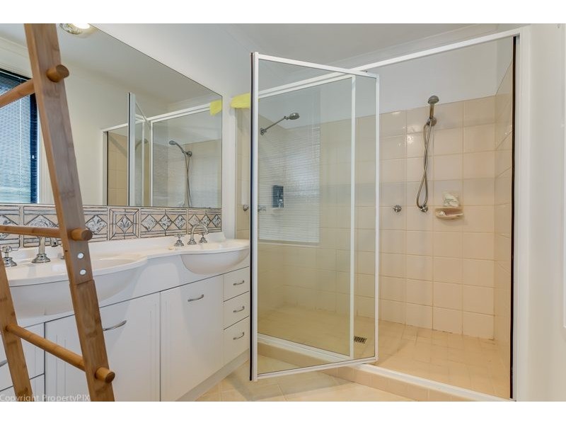 35 Wassell Place, Lindisfarne TAS 7015