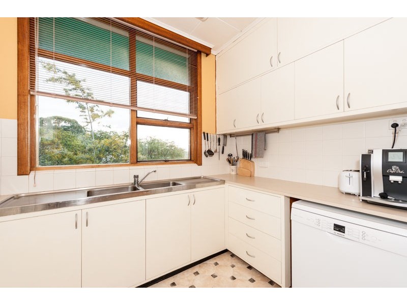 66 Gordons Hill Rd, Lindisfarne TAS 7015