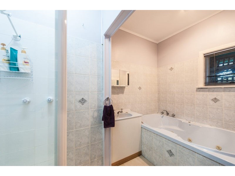 66 Gordons Hill Rd, Lindisfarne TAS 7015