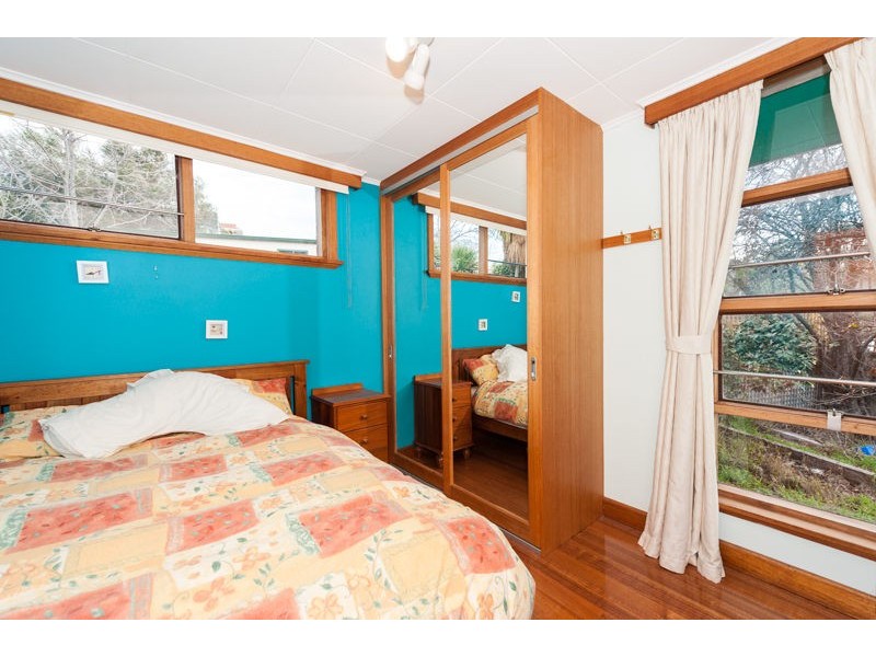 66 Gordons Hill Rd, Lindisfarne TAS 7015