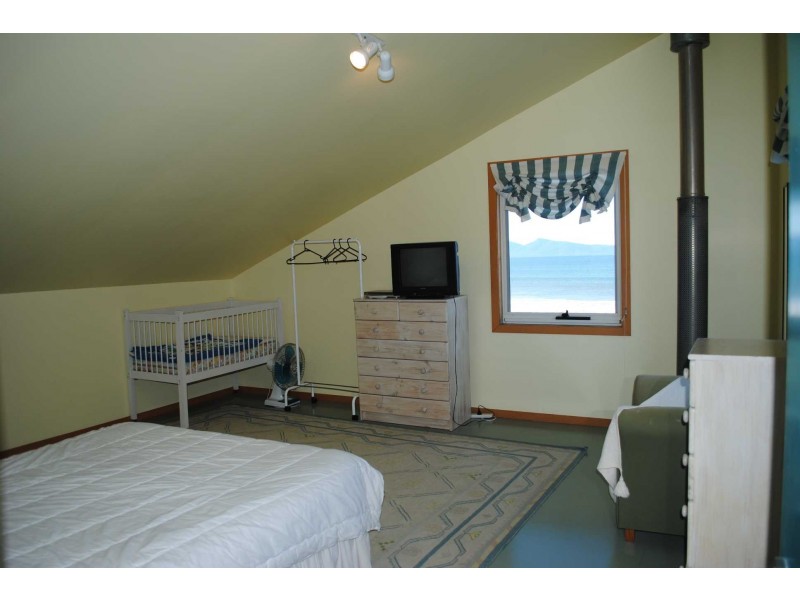 20 Esplanade, Swansea TAS 7190