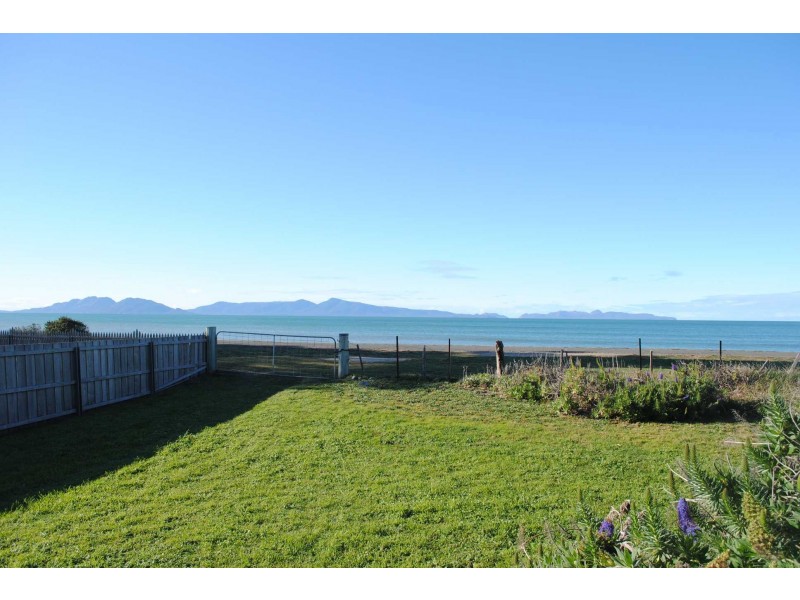 20 Esplanade, Swansea TAS 7190