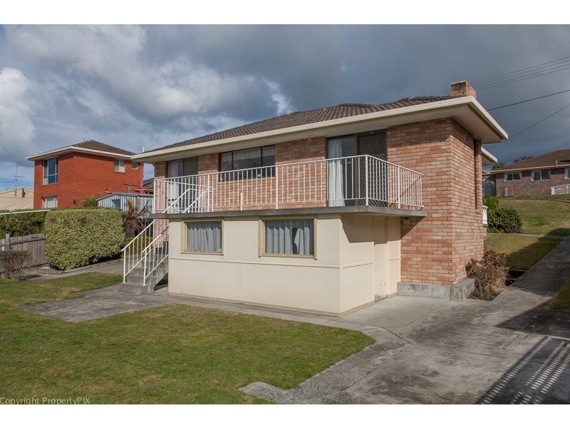 27 Esplanade, Midway Point TAS 7171