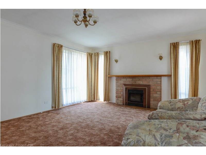 27 Esplanade, Midway Point TAS 7171